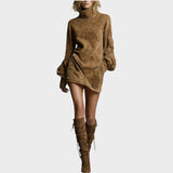 Mimi | Vestido Corto de Ante con Cuello Alto