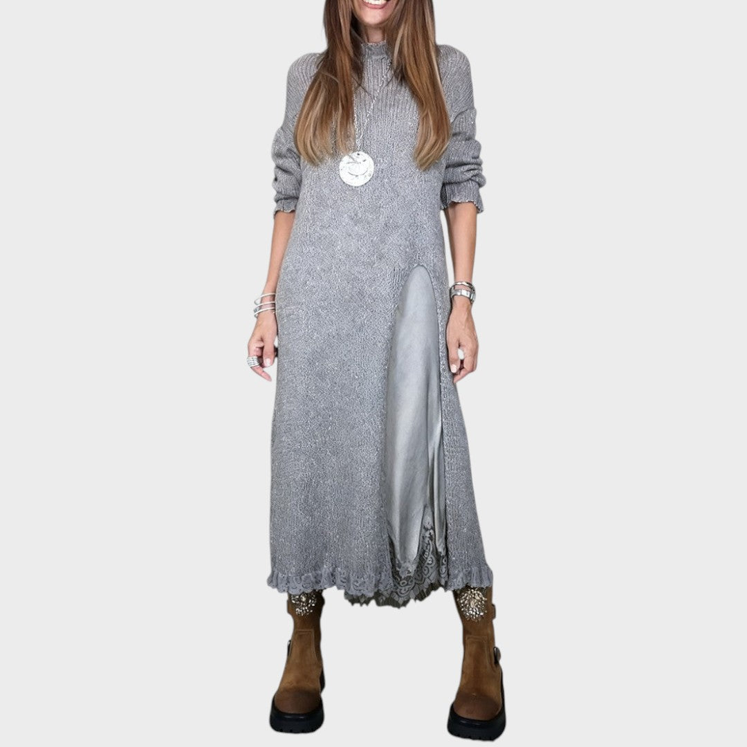 Vega | Conjunto de Jersey y Vestido de Estilo Lencería