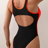 Trendy bañador de una pieza en colores contrastantes