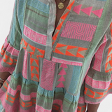 Gina Vestido Boho Corto Bordado con Escote en V y Mangas Acampanadas
