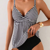 Tankini Rayado Vertical de Dos Piezas Triángulo