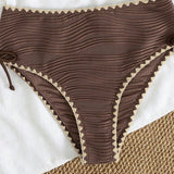 Conjunto de Bikini de Dos Piezas con Cuello Halter y Diseño de Colores en Contraste